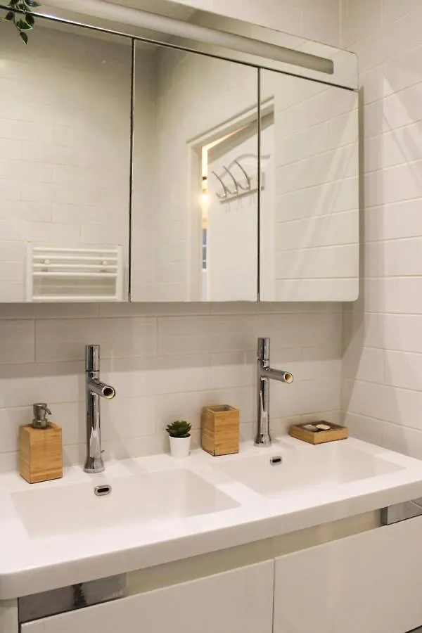 Appartement Cosy 38 M Love Nest Near Centquatre-paris